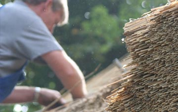 professional Braefindon thatchers